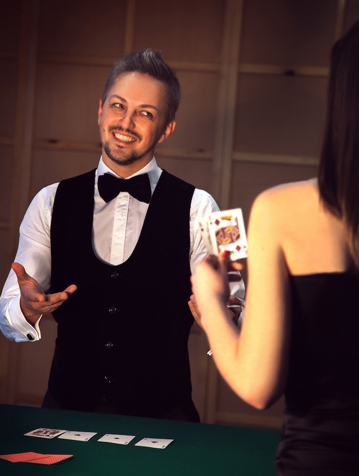Pengguna mengakses tvtogel dengan aman menggunakan perangkat mobile berbasis browser Android